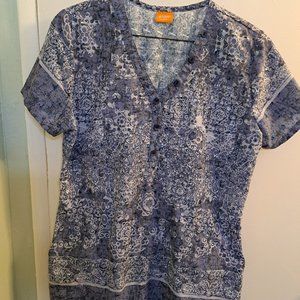 Elan Scrub top